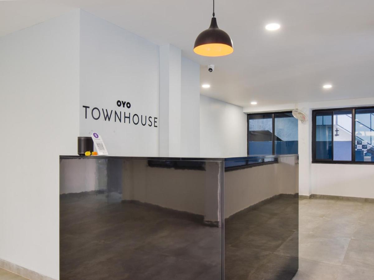 Oyo Townhouse 498 Hotel Western Nagpur Luaran gambar
